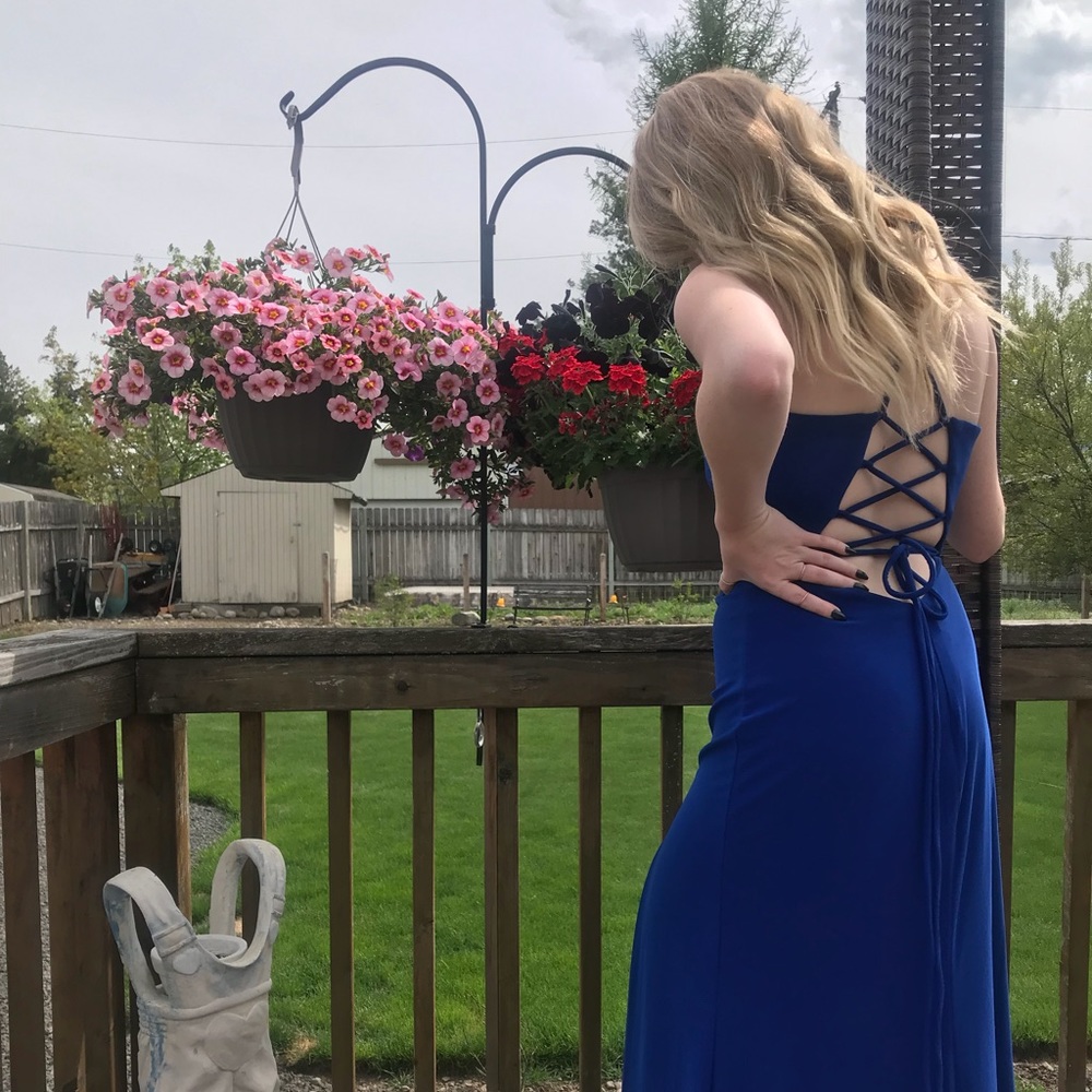 Selling my prom dress!
